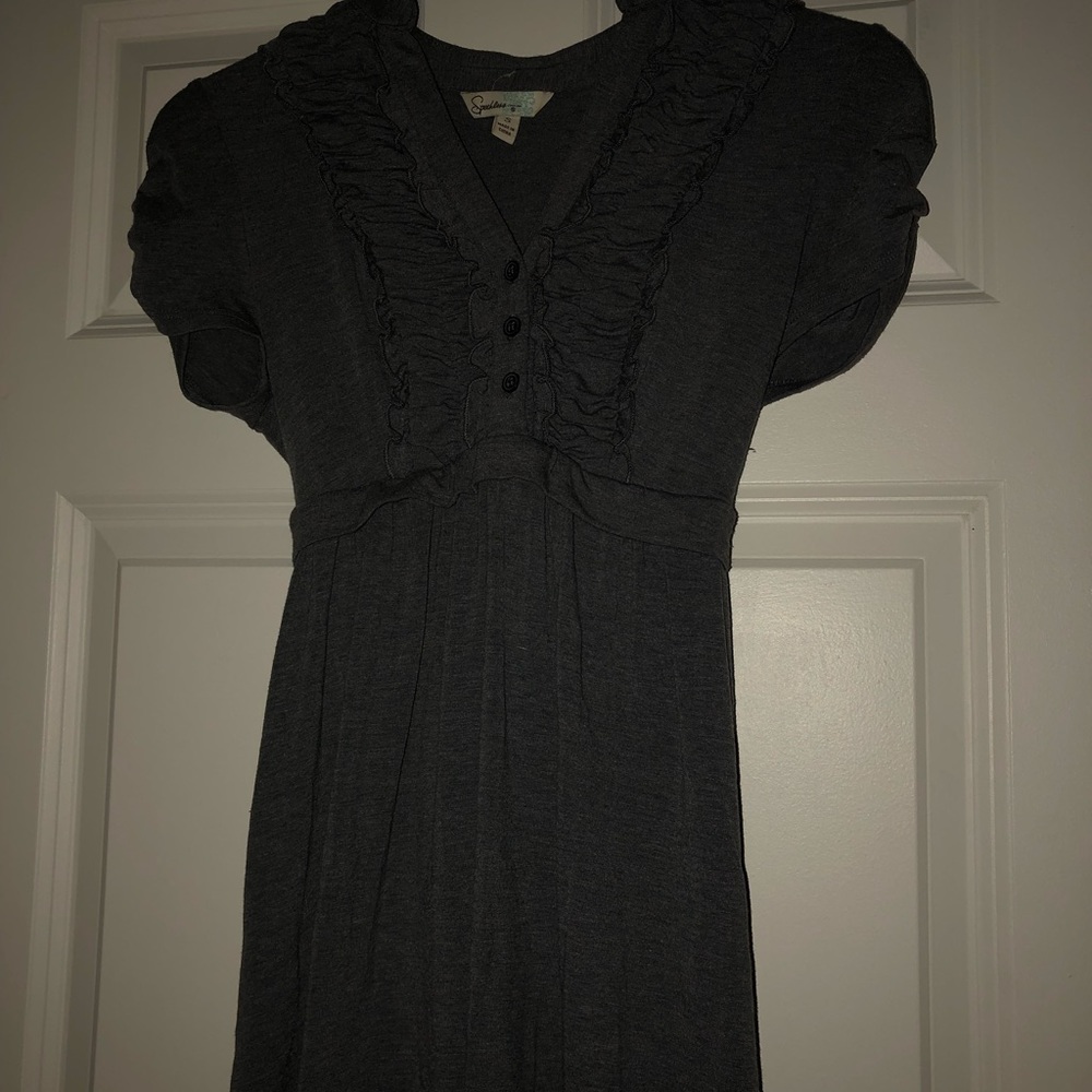 Dresses - Picture 2 of 2